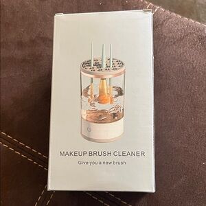 Makeup Brush Cleaner